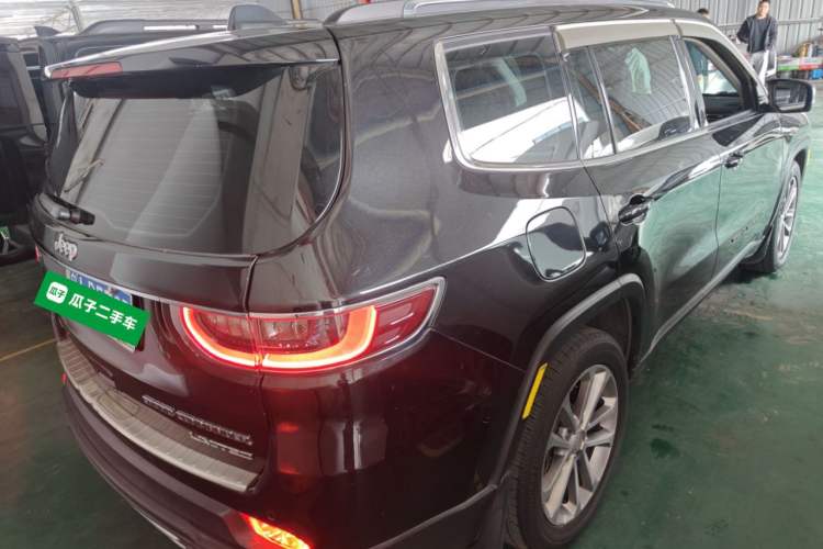 Used Jeep Grand Commander 2018 2.0T Four-Wheel Drive Premium Navigation Version China V
