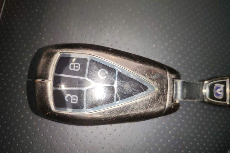 Used CHANGAN UNI-V 2022 1.5T Sport Edition Vehicle Key
