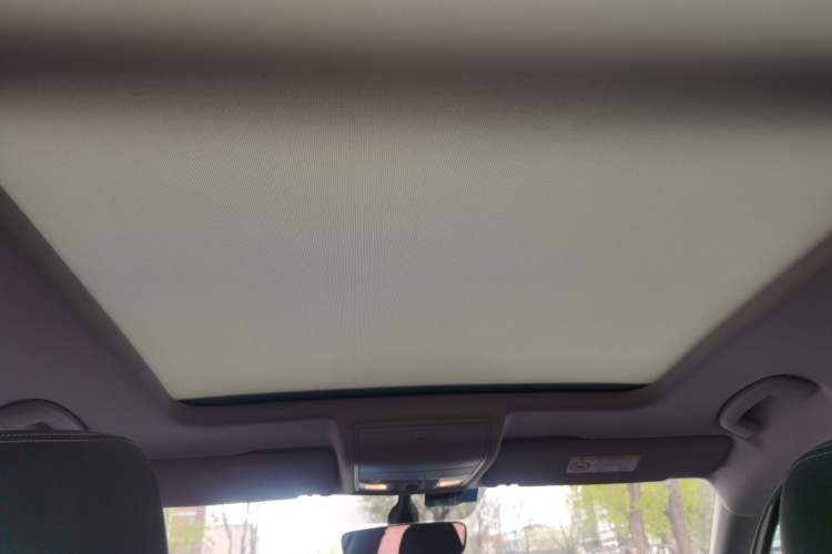 Used Skoda Kodiaq 2019 Facelifted TSI330 7-Seater Two-Wheel-Drive Luxury Enjoyment Edition China VI Standard Headliner