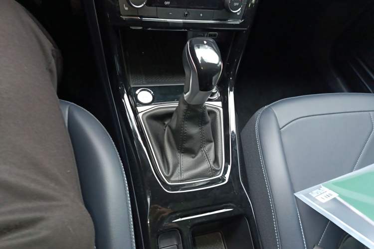 Used Volkswagen Tharu 2025 NewRui 300TSI Prestige Edition