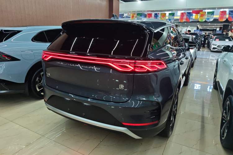 Used BYD Tang New Energy 2025 DM-i 115KM Prestige Model Rear Right 45 Deg