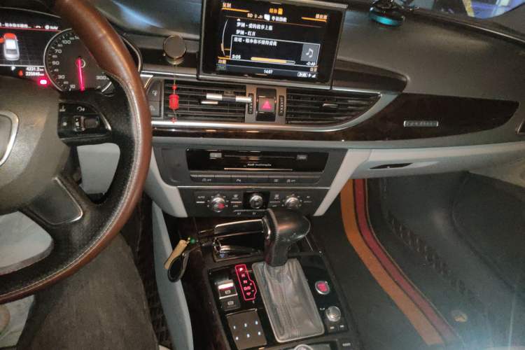 Used Audi A6L 2012 30 FSI Technology Edition
