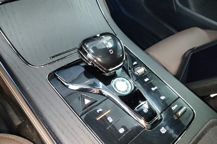 Used BYD Han 2022 DM-i 121KM Luxury Model Gear Lever