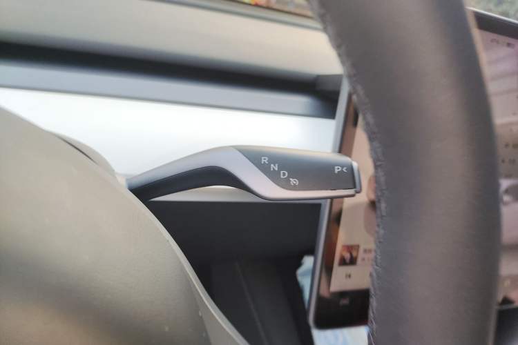 Used Tesla Model Y 2022 Rear-Wheel-Drive Version