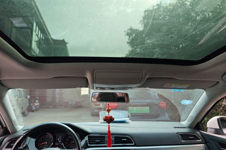 Used Volkswagen Lamando 2018 280TSI DSG Comfort Edition Headliner