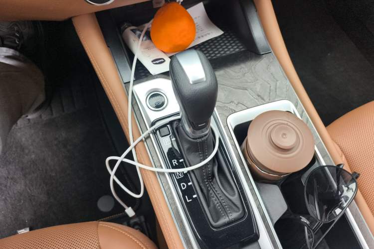 Used Nissan Teana 2025 Model 2.0L XL-TLS Enjoyment Edition Gear Lever