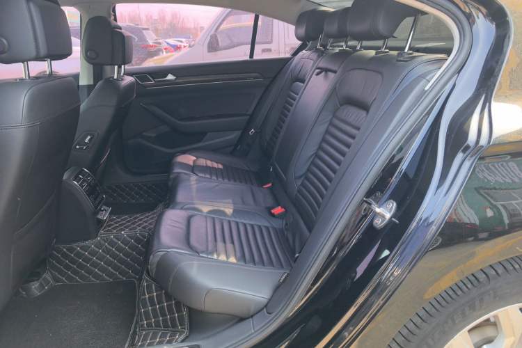 Used Volkswagen Magotan 2018 Facelift 330TSI DSG Luxury Model
