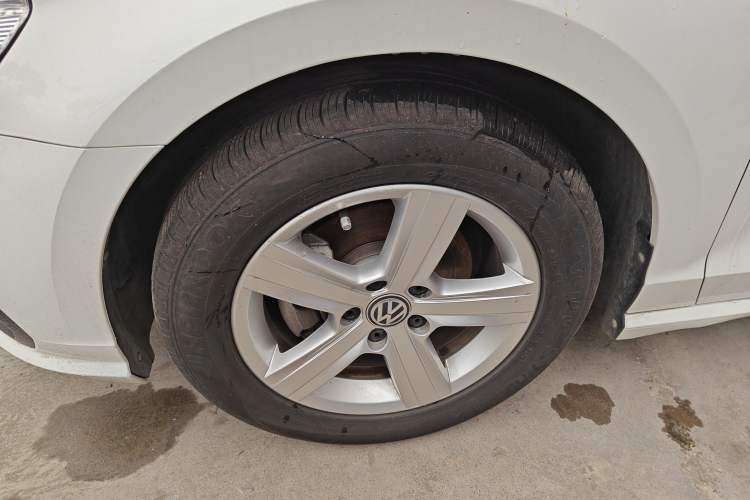 Used Volkswagen Lamando 2019 230TSI DSG Fashion Edition China VI Left Front Wheel Hub