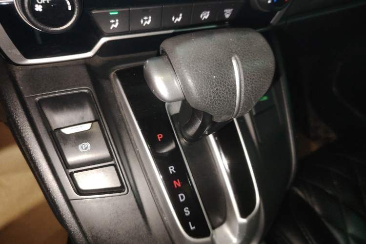 Used Honda CR-V 2021 240TURBO CVT 2WD Comfort Version Gear Lever
