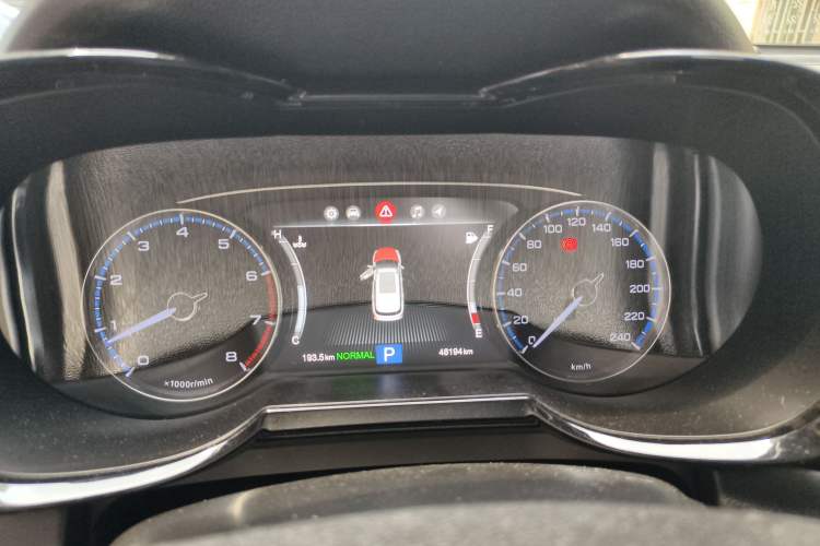 Used GAC Trumpchi GS7 2017 320T Two-Wheel-Drive Luxury Model
