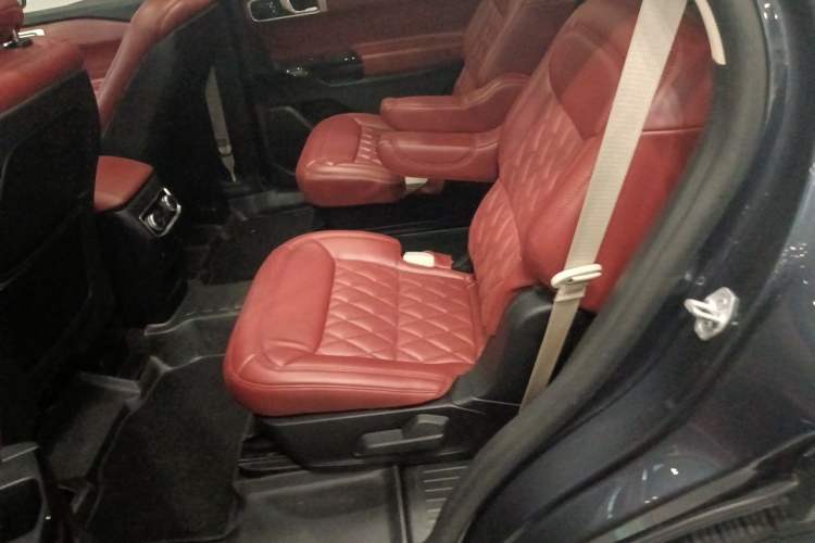 Used Ford Explorer 2020 EcoBoost 285 Rear-Drive Trend Edition 6 Seats