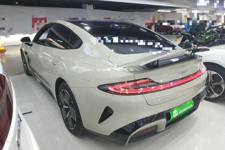 Used Xiaomi Auto SU7 2024 Four-Wheel Drive Ultra-Long Range Advanced Intelligent Driving Max Edition

