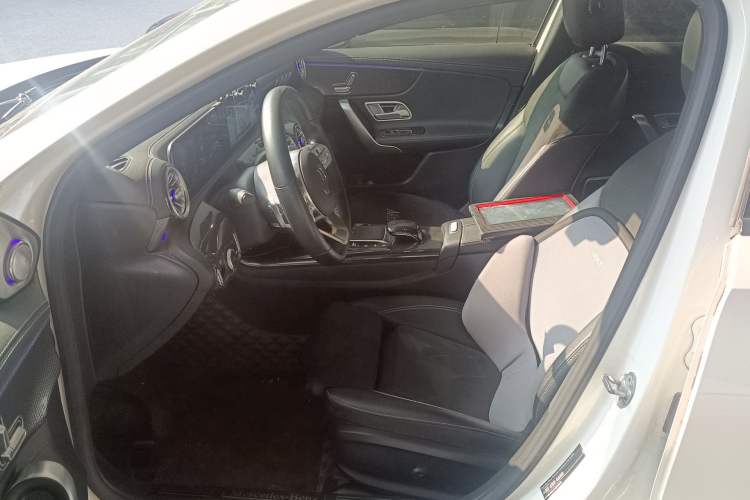 Used Mercedes-Benz A-Class 2020 Restyled A 200 L Sport Sedan Fashion Version