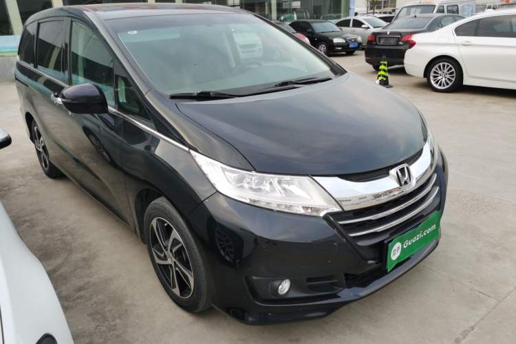 Used Honda Odyssey 2017 2.4L Smart Edition Front Right 45 Deg