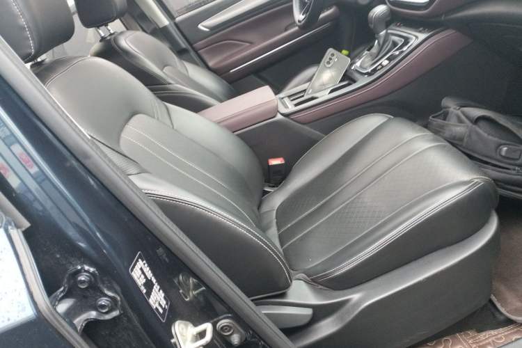 Used GAC Trumpchi M6 2021 270T DCT Elite Edition (7-seater)