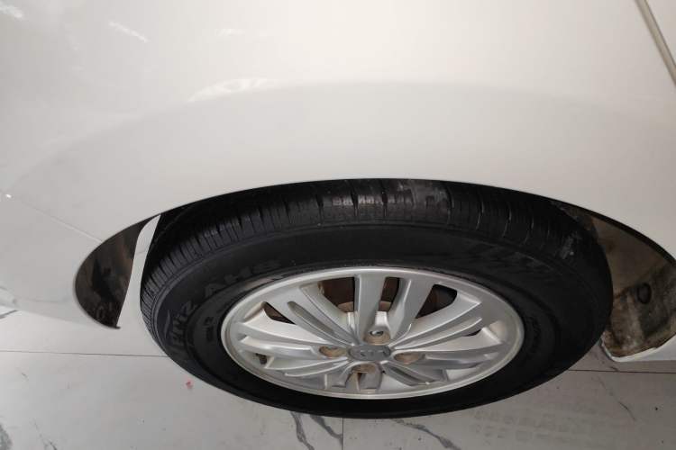 Used Kia Pegas 2017 1.4L Automatic Value Edition Exterior 5