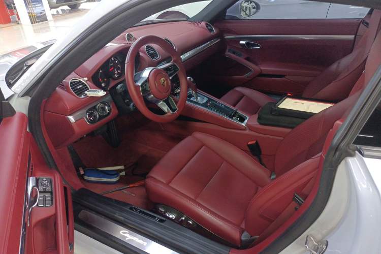 Used Porsche 718 2023 Cayman Style Edition 2.0T