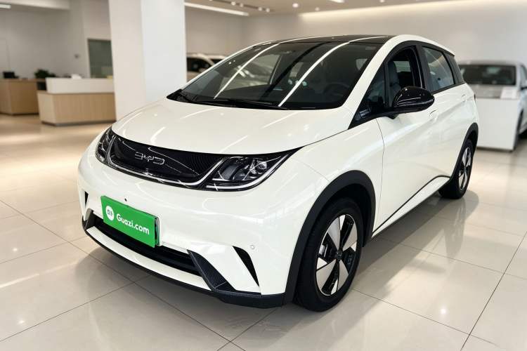 Used BYD Dolphin 2023 420 km Fashion Edition