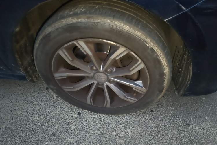 Used BYD Song MAX 2019 1.5T Automatic Smart Connect ZhiLian RuiDong 6-Seater China V Standard
