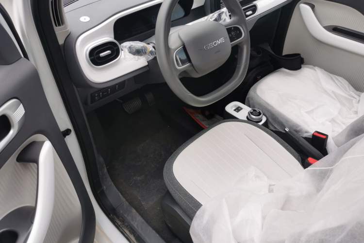 Used Geely Galaxy Panda 2025 210 km – Yuanqi Bear
