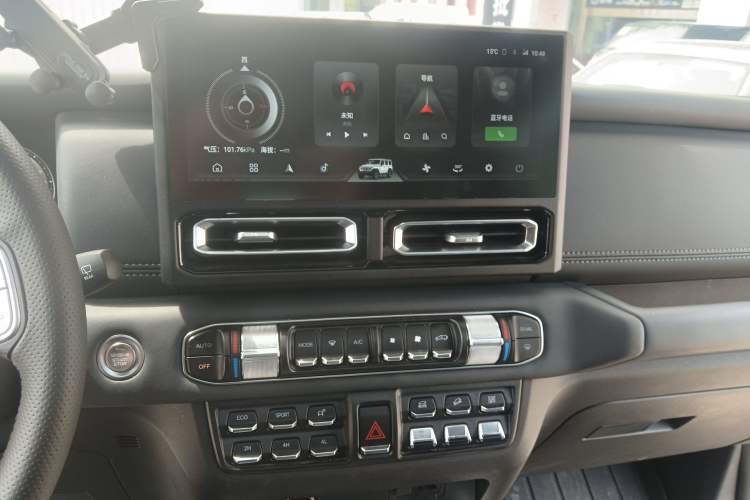 Used 212 T01 2024 2.0T Explorer Audio And AC Panel