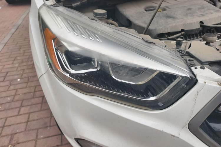 Used Ford Kuga 2018 EcoBoost 180 Two-Wheel-Drive Cognac Special Edition