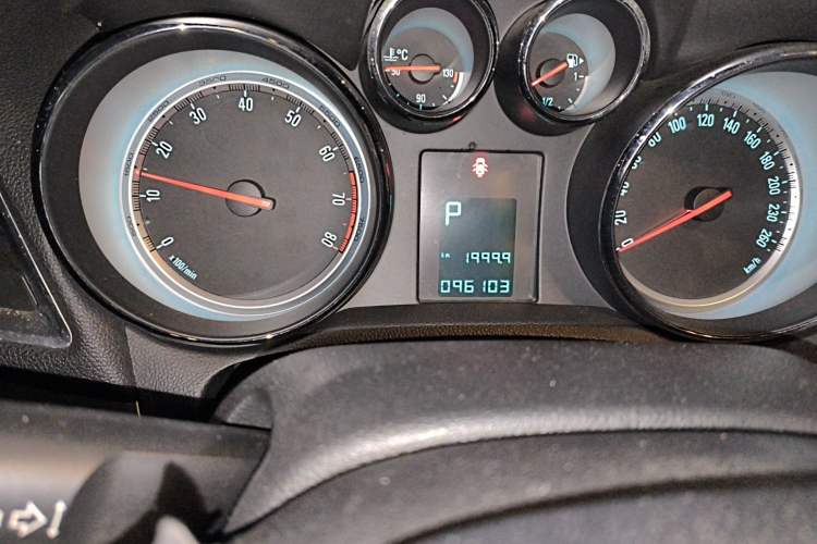 Used Buick Encore 2014 1.4T Automatic Two-Wheel Drive Urban Elite Model
