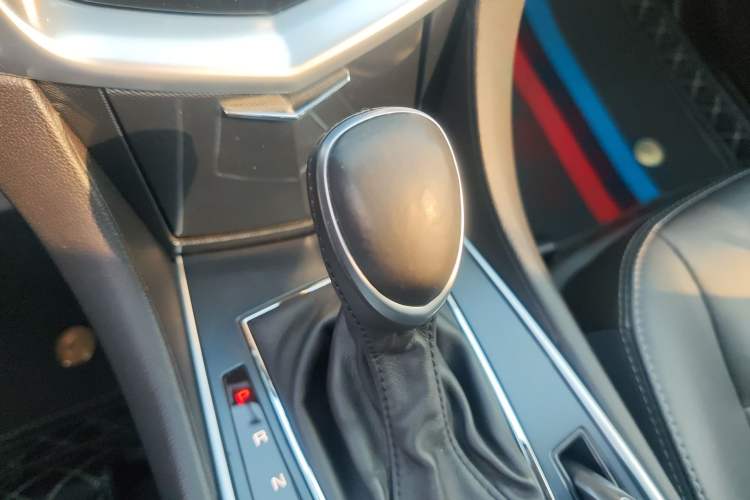 Used Cadillac SRX 2015 3.0L Comfort Version