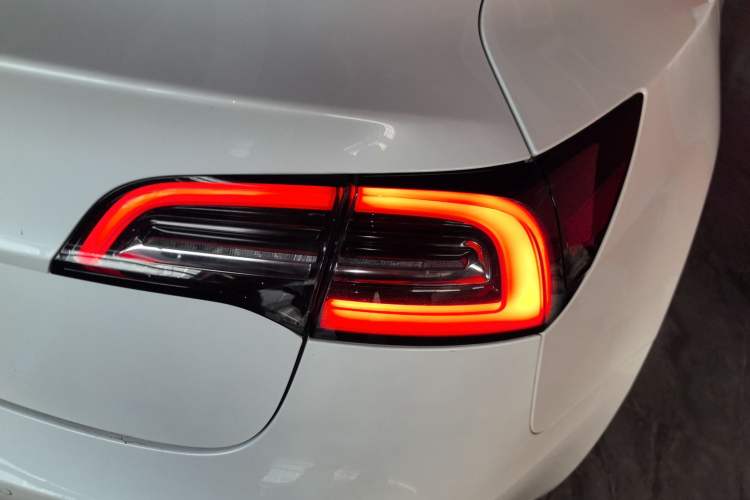 Used Tesla Model 3 2021 Standard Range Rear-Drive Upgraded Version