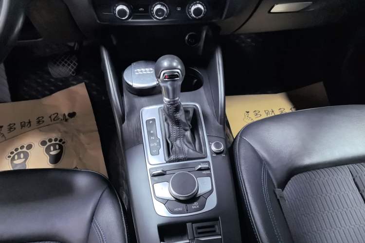 Used Audi A3 2020 Limousine 35 TFSI Fashion Edition China VI Emission Standard