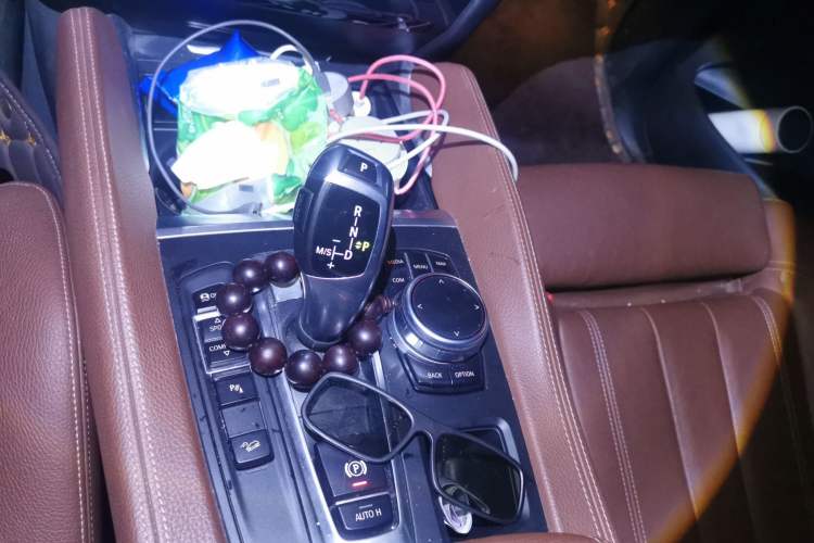 Used BMW X6 2017 xDrive28i Gear Lever