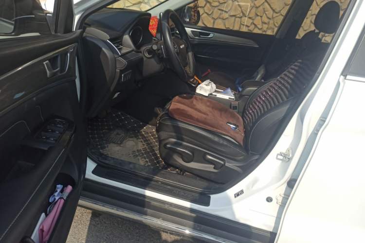 Used Haval M6 2021 PLUS 1.5T DCT Luxury Smart Connectivity Model