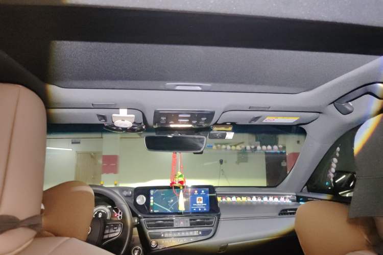 Used Lexus ES 2022 300h Excellence Edition
