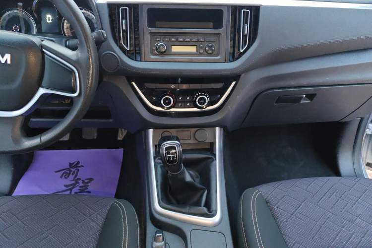 Used Isuzu JLM 2020 2.8T Classic Two-Wheel Drive Diesel Euro VI Comfort Plus Extended Version JE493ZLQ6E