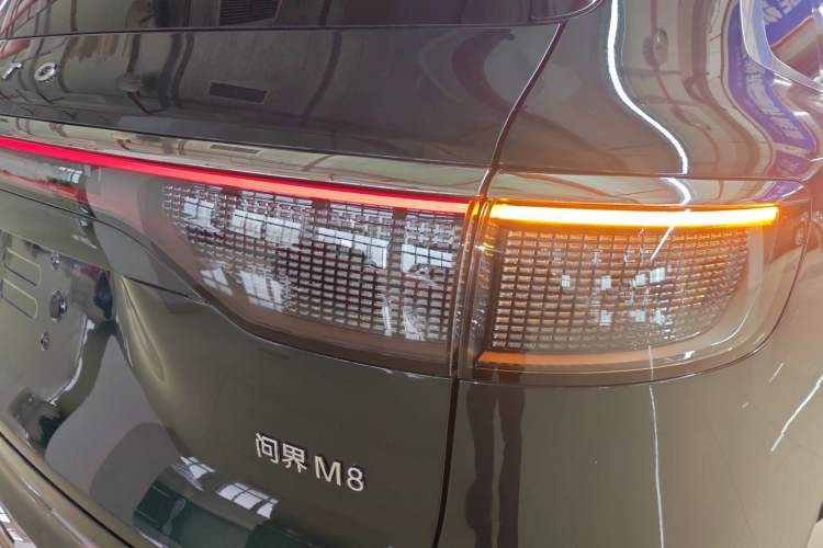 Used Hima AITO M8 2025 Extended-Range Ultra Version 53.4 kWh 5-Seater Edition