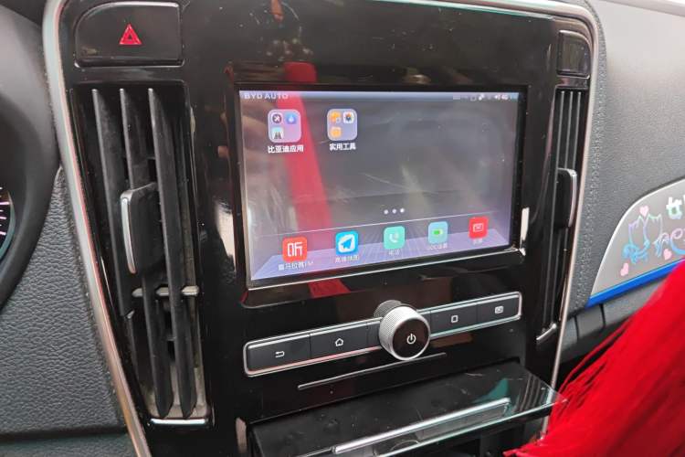 Used BYD Qin New Energy 2017 Qin 1.5T 100 Audio And AC Panel