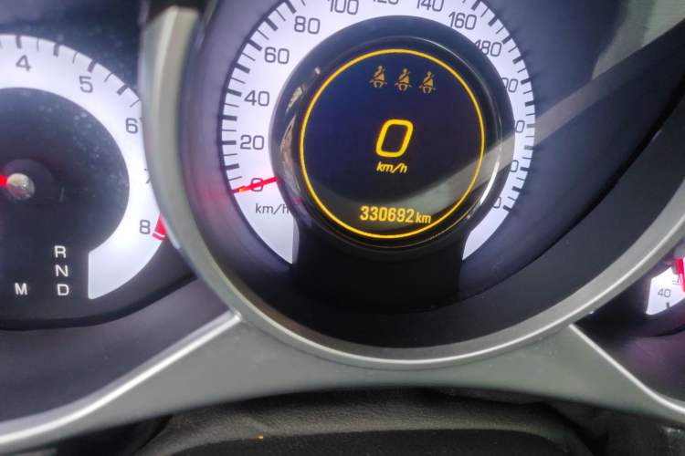 Used Cadillac SRX 2012 3.0L Comfort Model Odometer Close Up