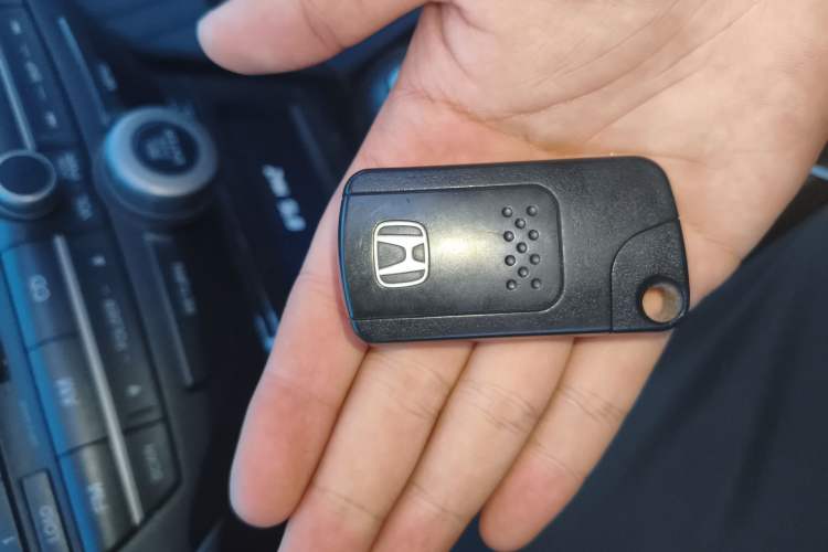 Used Honda Crosstour 2012 2.4L Luxury Edition Vehicle Key