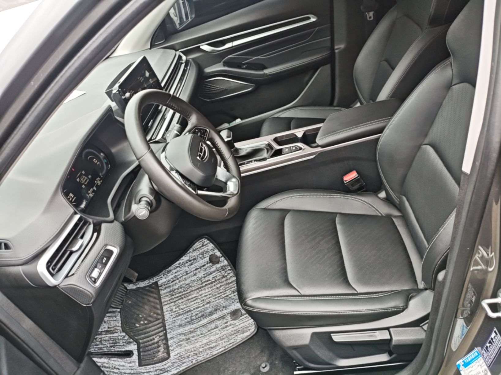 Geely Auto Emgrand 2022 4th Generation 1.5L CVT Luxury Model - Premium — снимка 17