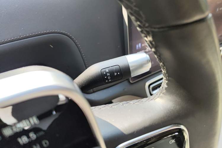 Used Li Auto L8 2023 Air model Gear Lever