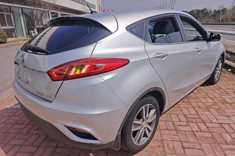 Used Changan Eado 2015 1.6L Manual Junku Model China IV Standard
