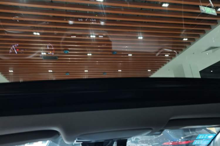 Used Toyota RAV4 2020 2.0L CVT Two-Wheel Drive Prestige Edition