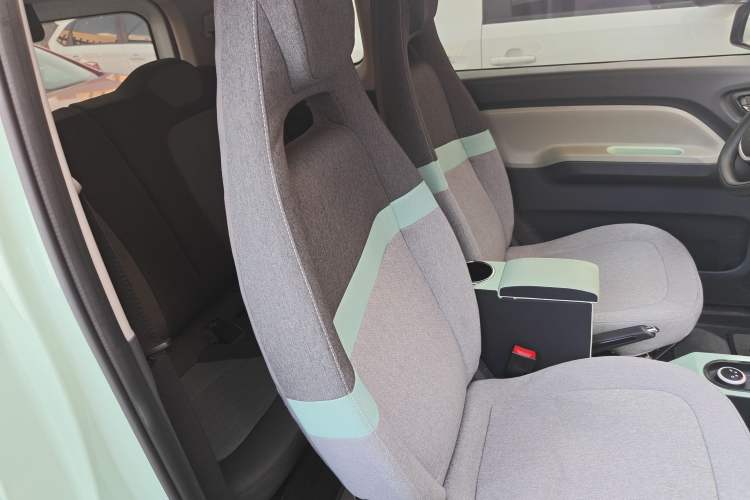 Used Wuling Hongguang MINIEV 2022 Macaron Premium Model – Lithium Iron Phosphate
