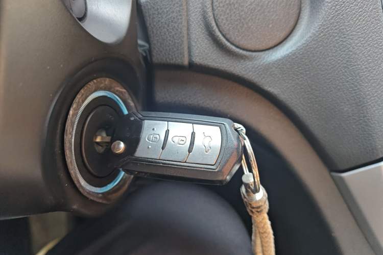 Used GAC Trumpchi GS5 2013 1.8T Automatic Two-Wheel Drive Elite Edition Vehicle Key