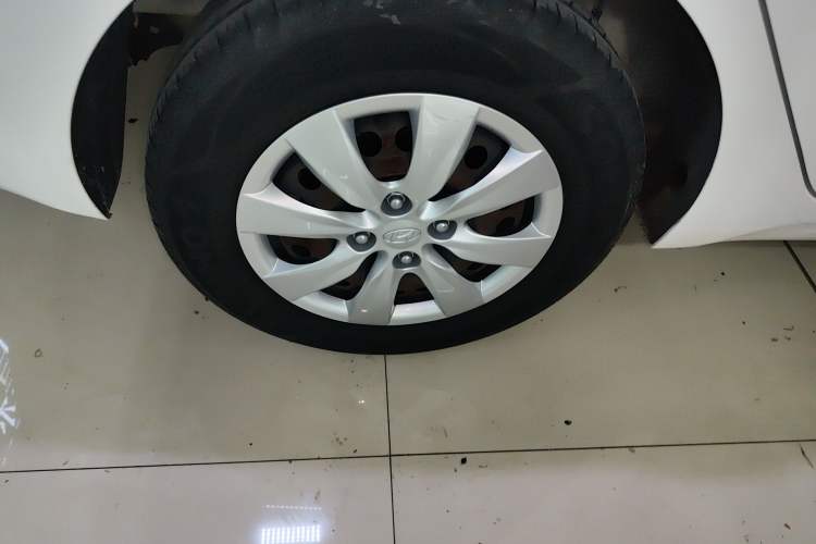 Used Hyundai Verna (older generation) 2017 1.4L Manual Refreshed Version China V Standard
