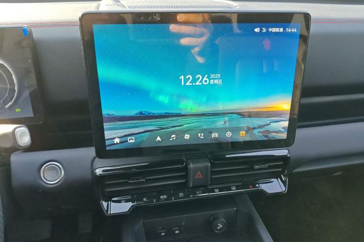 Used JMC DaDao 2024 Gantaner 2.3T Diesel Automatic 4x4 Boundless Edition
