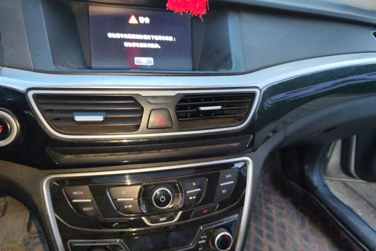 Used Geely Auto Emgrand GT 2016 2.4L Zunya Model Audio And AC Panel