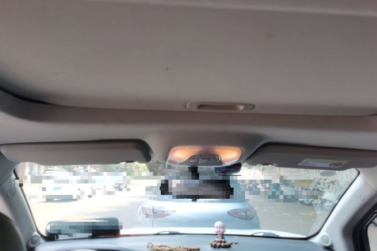 Used GAC Trumpchi GS4 2017 235T Manual Two-Wheel Drive Luxury Edition Headliner