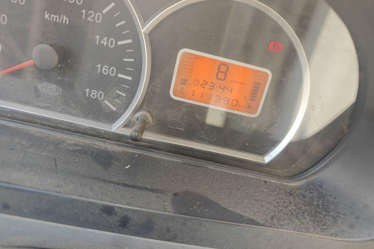 Used BAIC Weiwang 306 2011 1.3L Comfort version 7 seats
