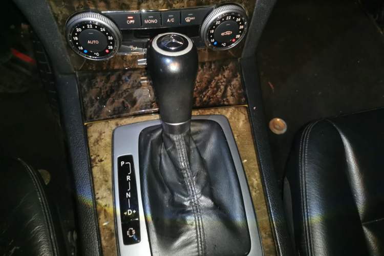 Used Mercedes-Benz C-Class 2010 C 200 CGI Fashion Model